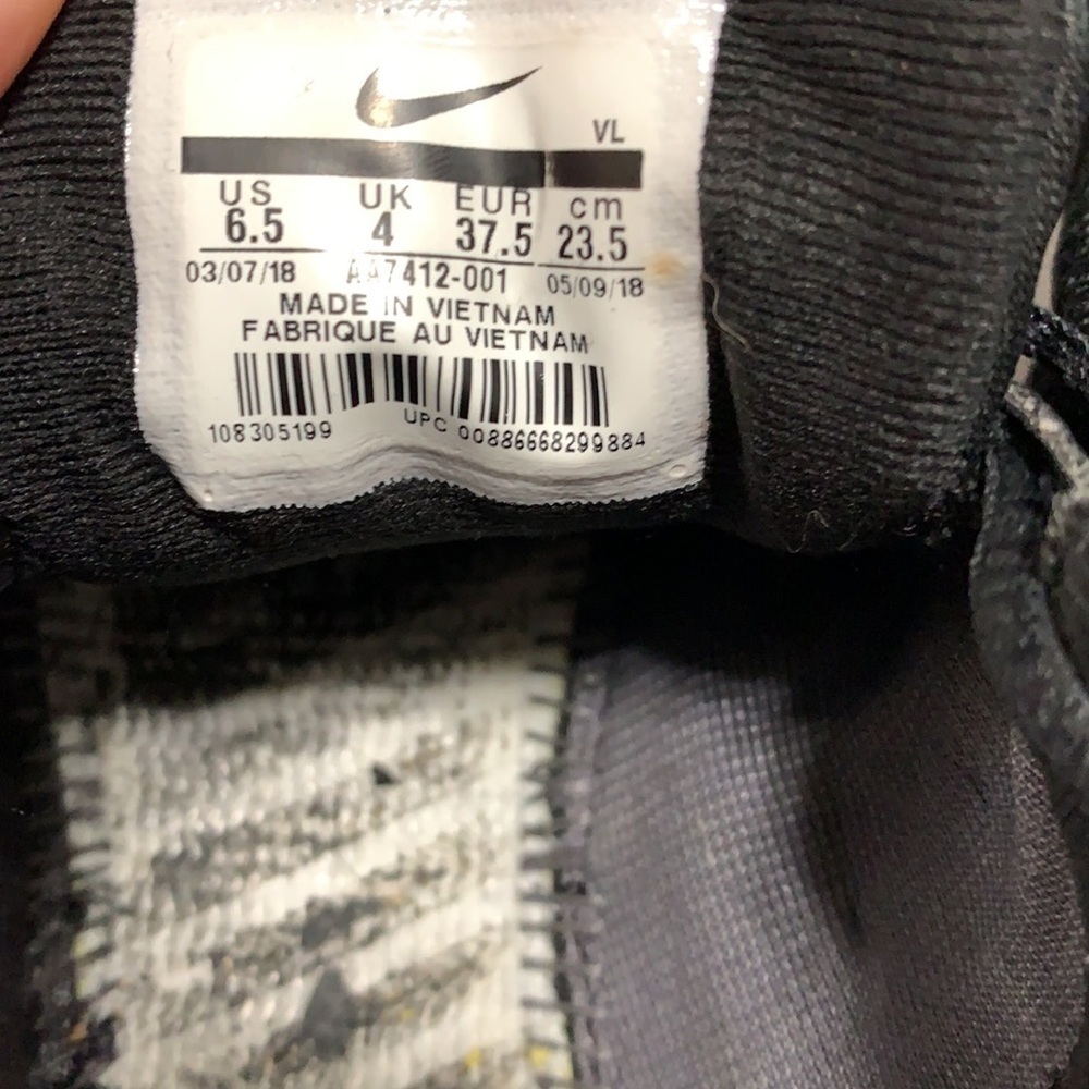Nike running shoes - Picture 5 of 8
